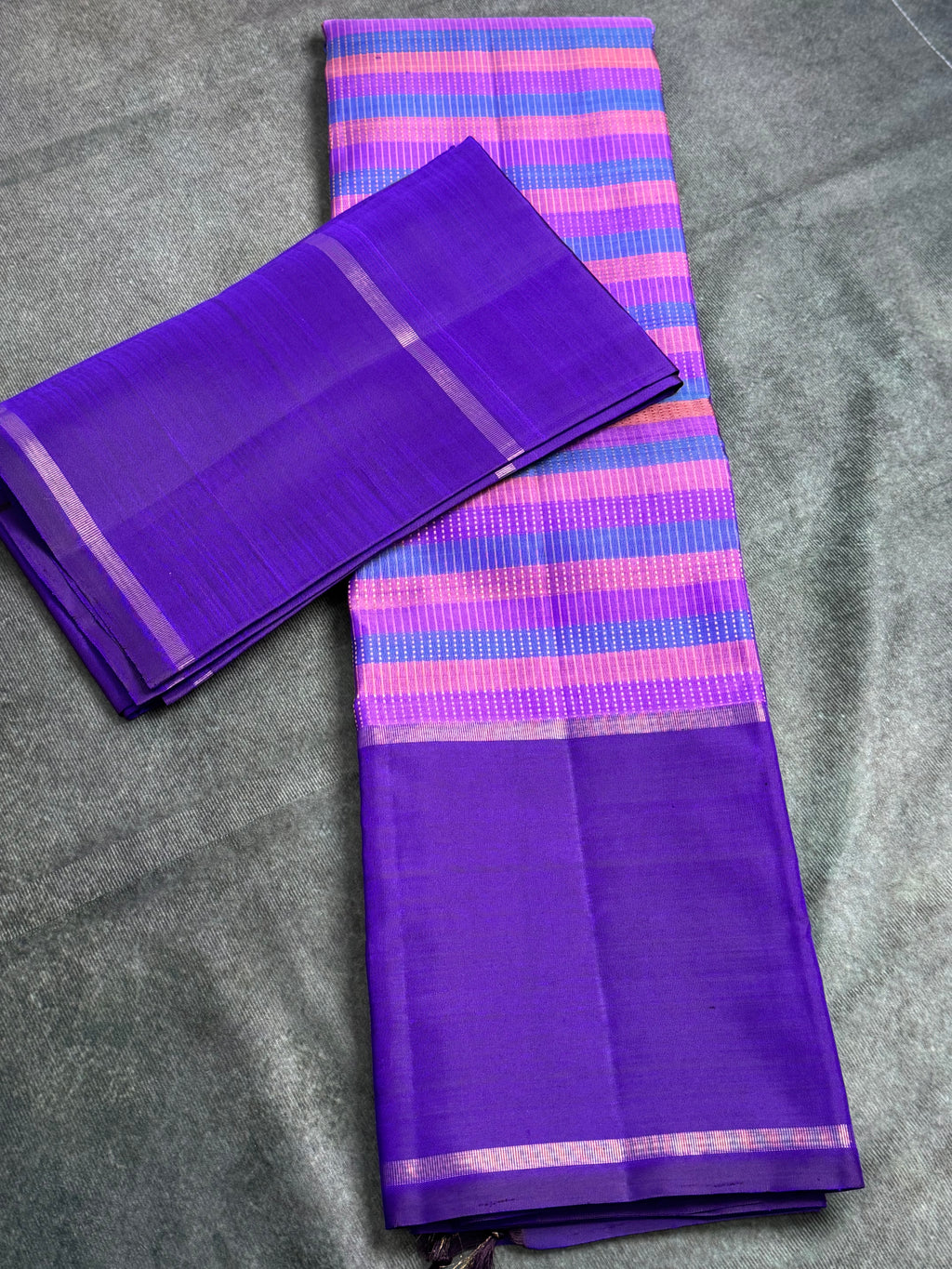 Royal purple Vazhaipoo vari Kanchipuram silk saree