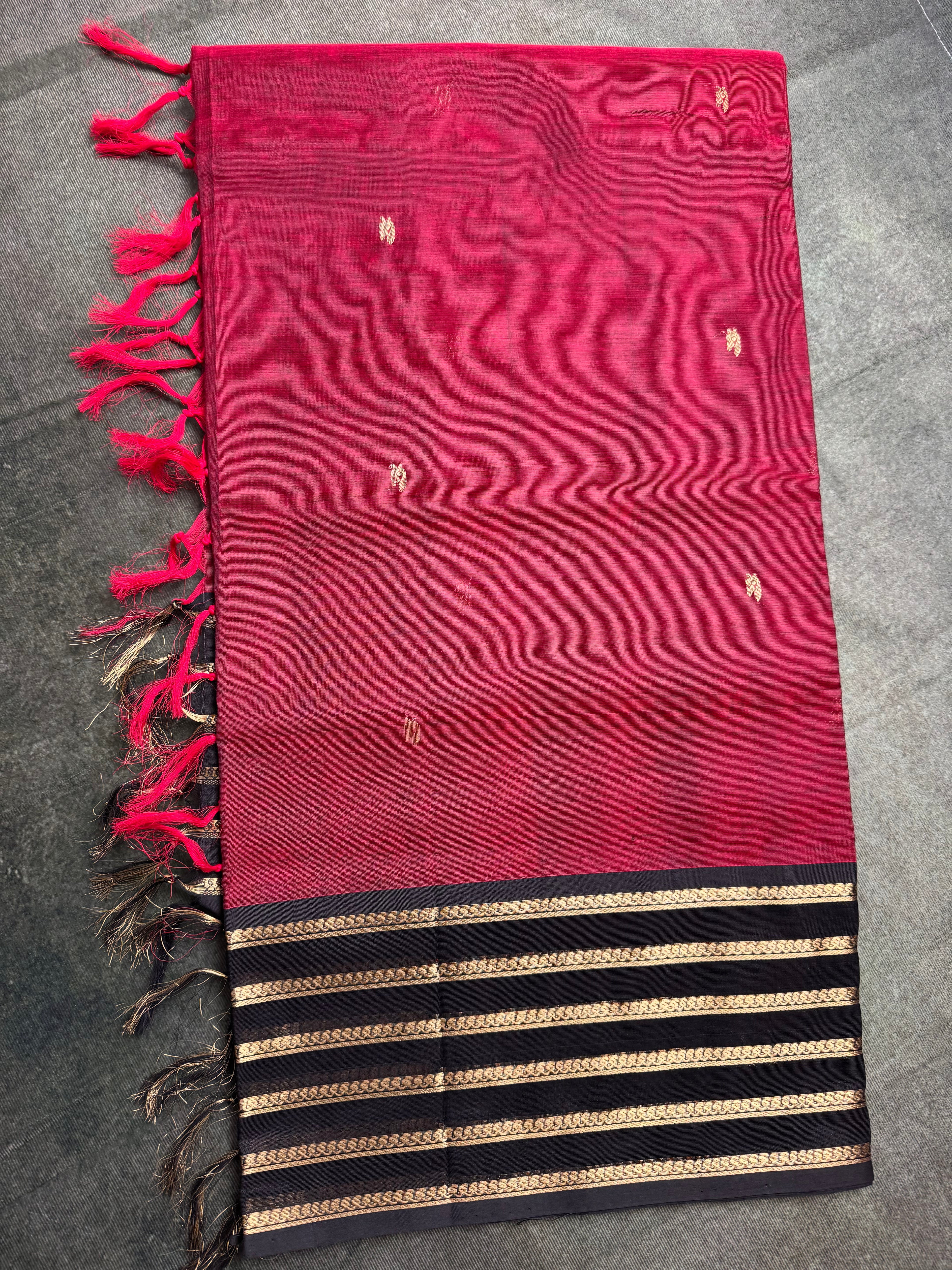 Handwoven deep magenta Silk Cotton Saree with Striped Border