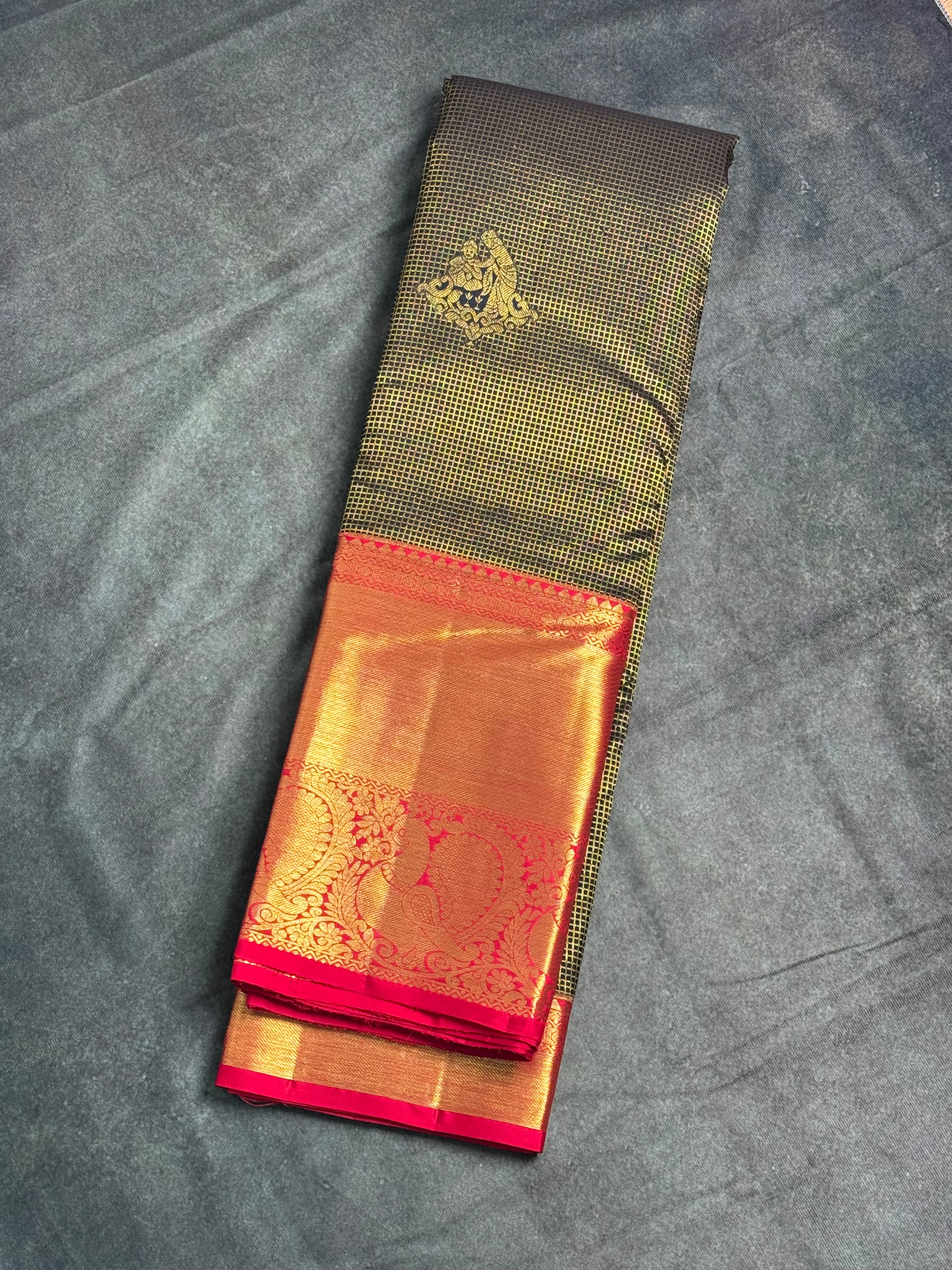 Mehendi Green Kanchipuram silk saree