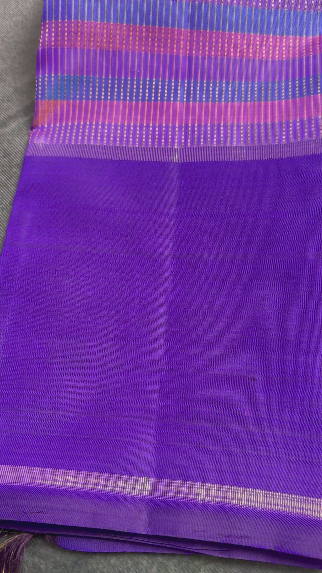 Royal purple Vazhaipoo vari Kanchipuram silk saree