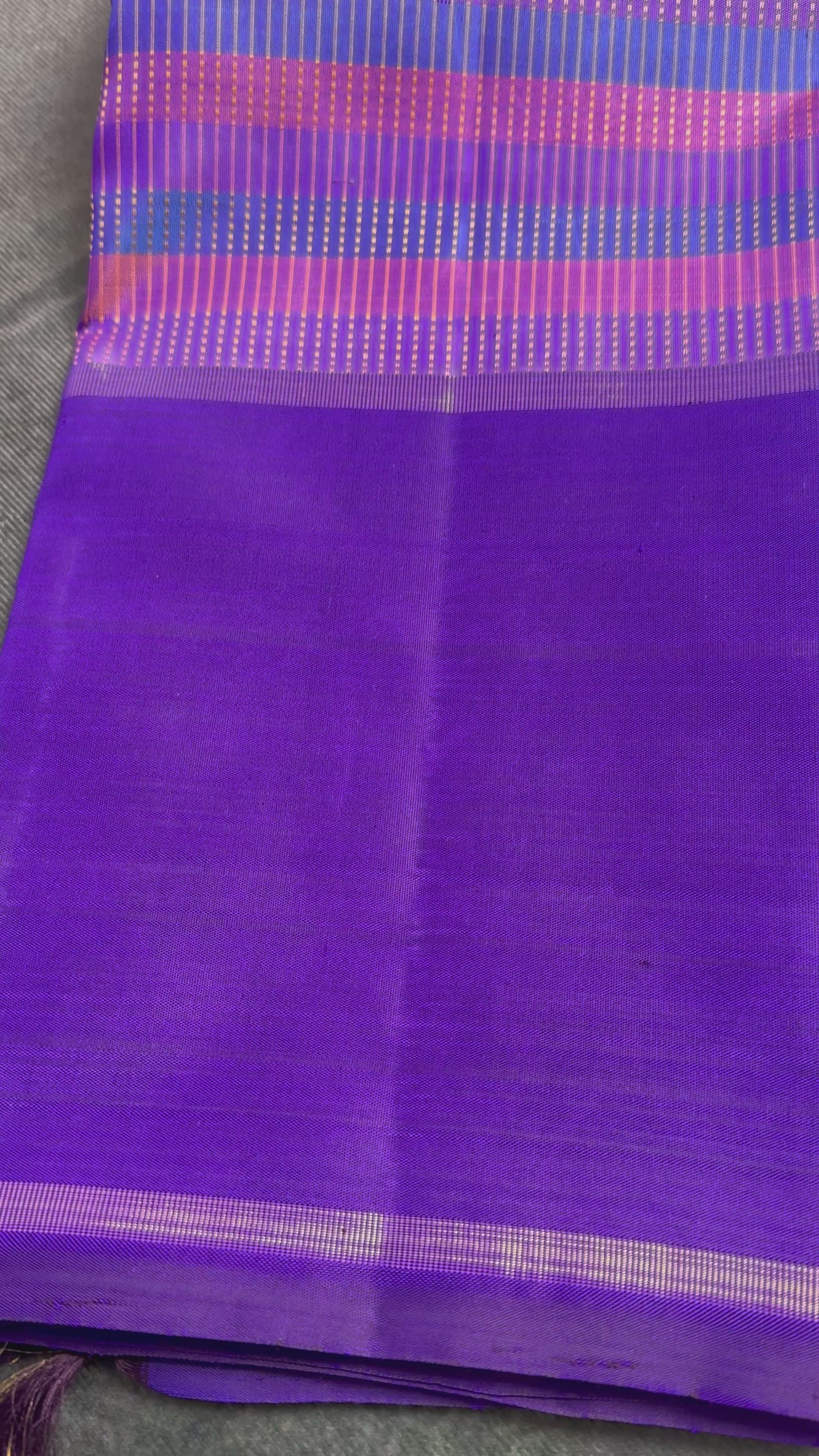 Royal purple Vazhaipoo vari Kanchipuram silk saree